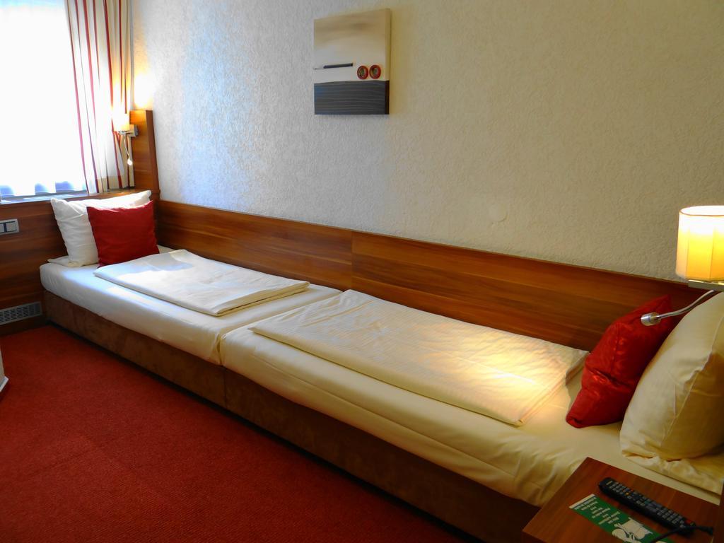 Hotel Schuetzenhof Spa Garden Buerstadt Luaran gambar
